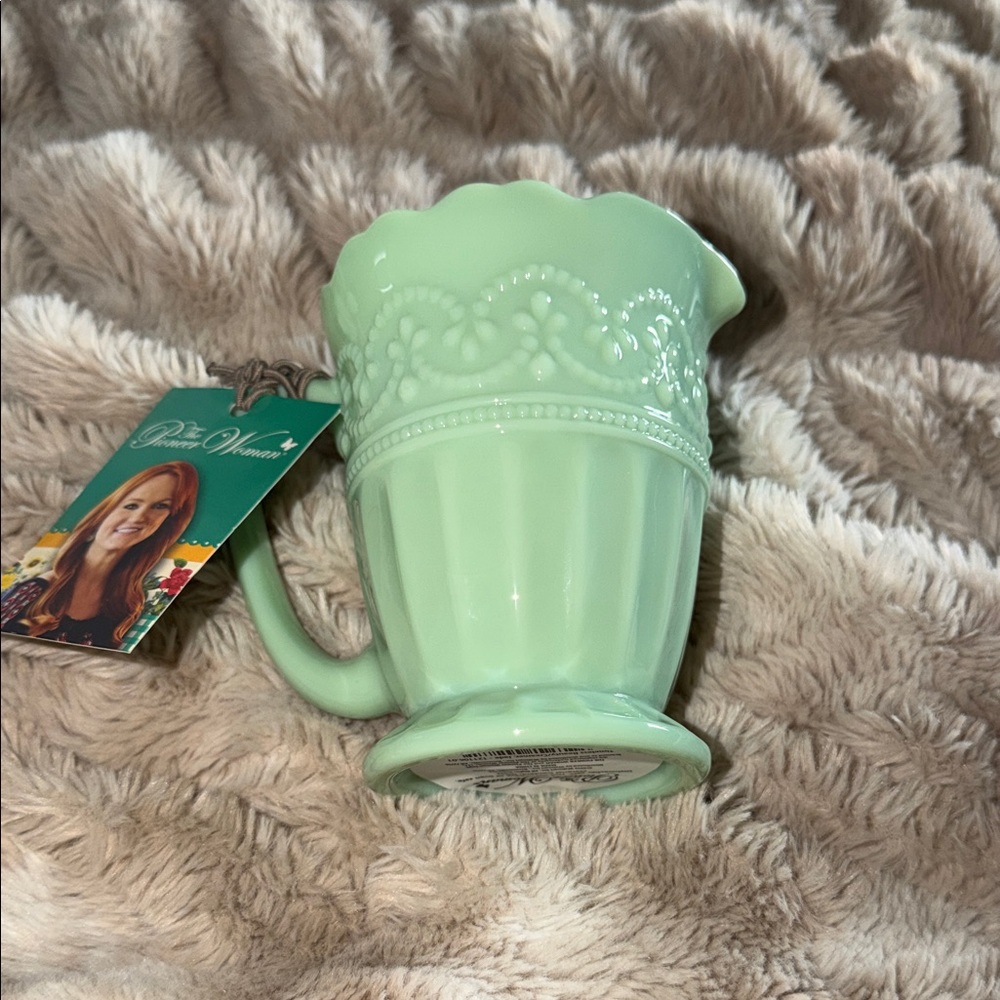 The Pioneer Woman Timeless Beauty Creamer Jade